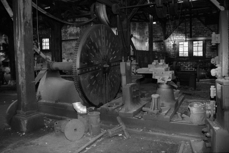 de matériel ferroviaire (usine de réparation de matériel ferroviaire) de Saint-Symphorien - Atelier de fabrication  tour, MONNERET, Albert (Somme). - (c) Région Nouvelle-Aquitaine, Inventaire général patrimoine culturel.jpg