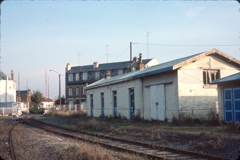 Le bâtiment voyageurs de Rocourt le 30 décembre 1987 (© Frédéric Duf)