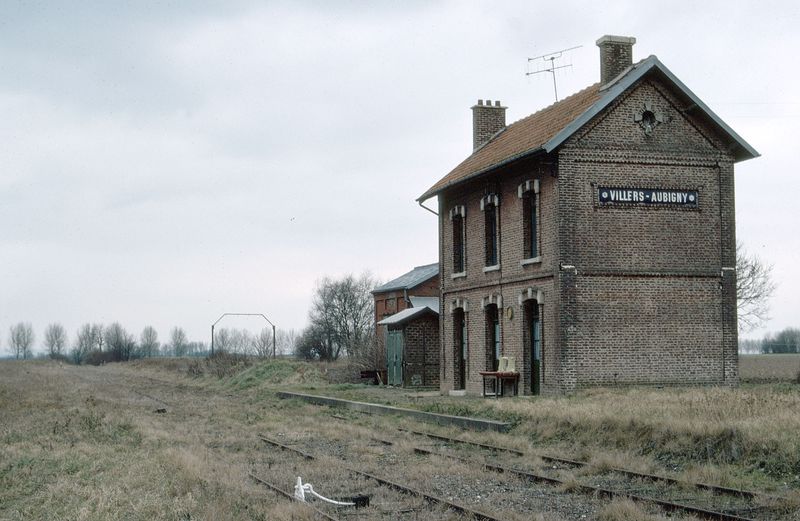 villers-aubigny-1977-03-117jp.jpg